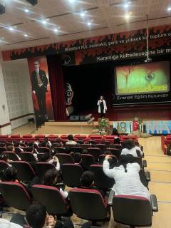 Evrensel Kolej